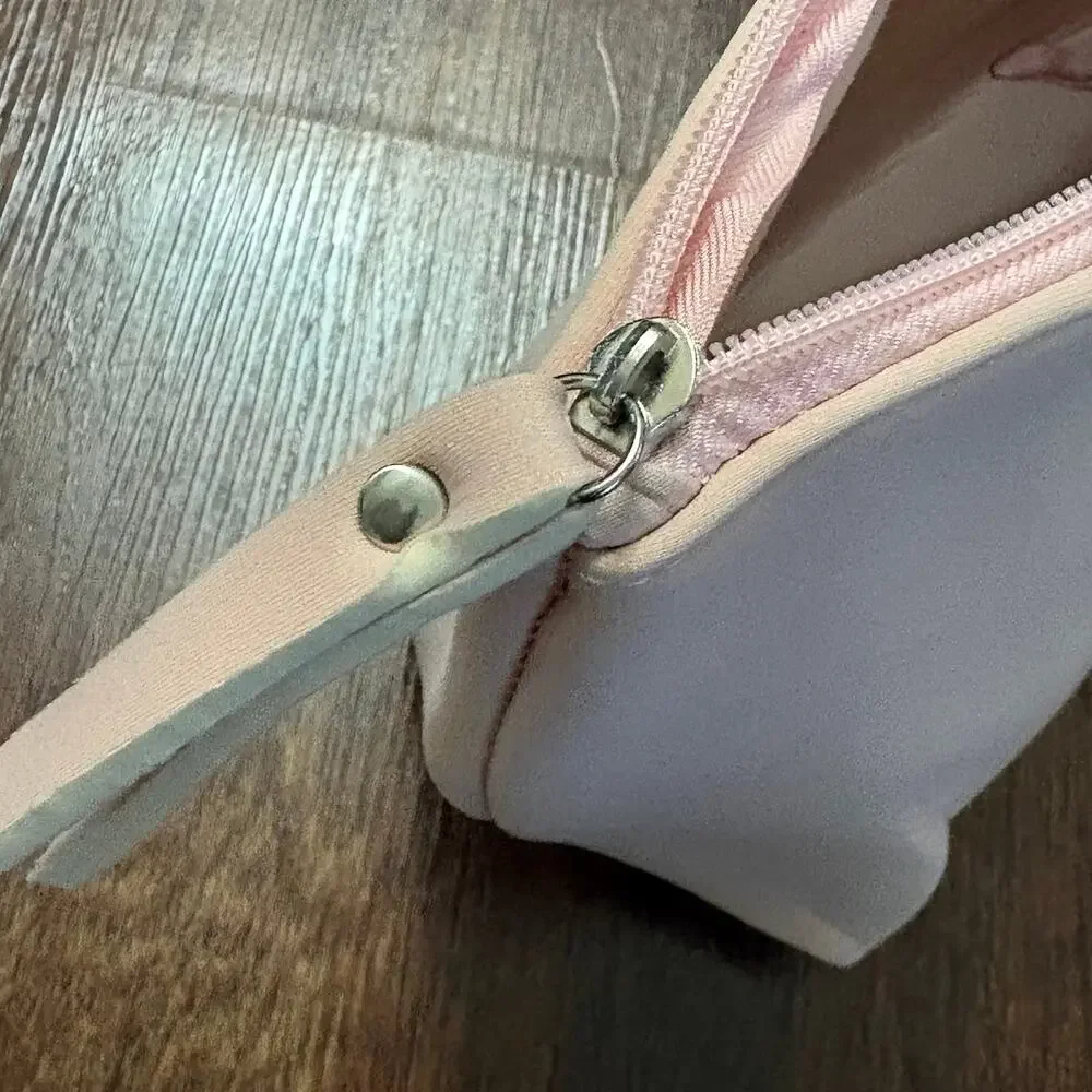 Après Studio Neoprene Makeup Bag Peach Nude Zippered Toiletry Pouch Travel Case